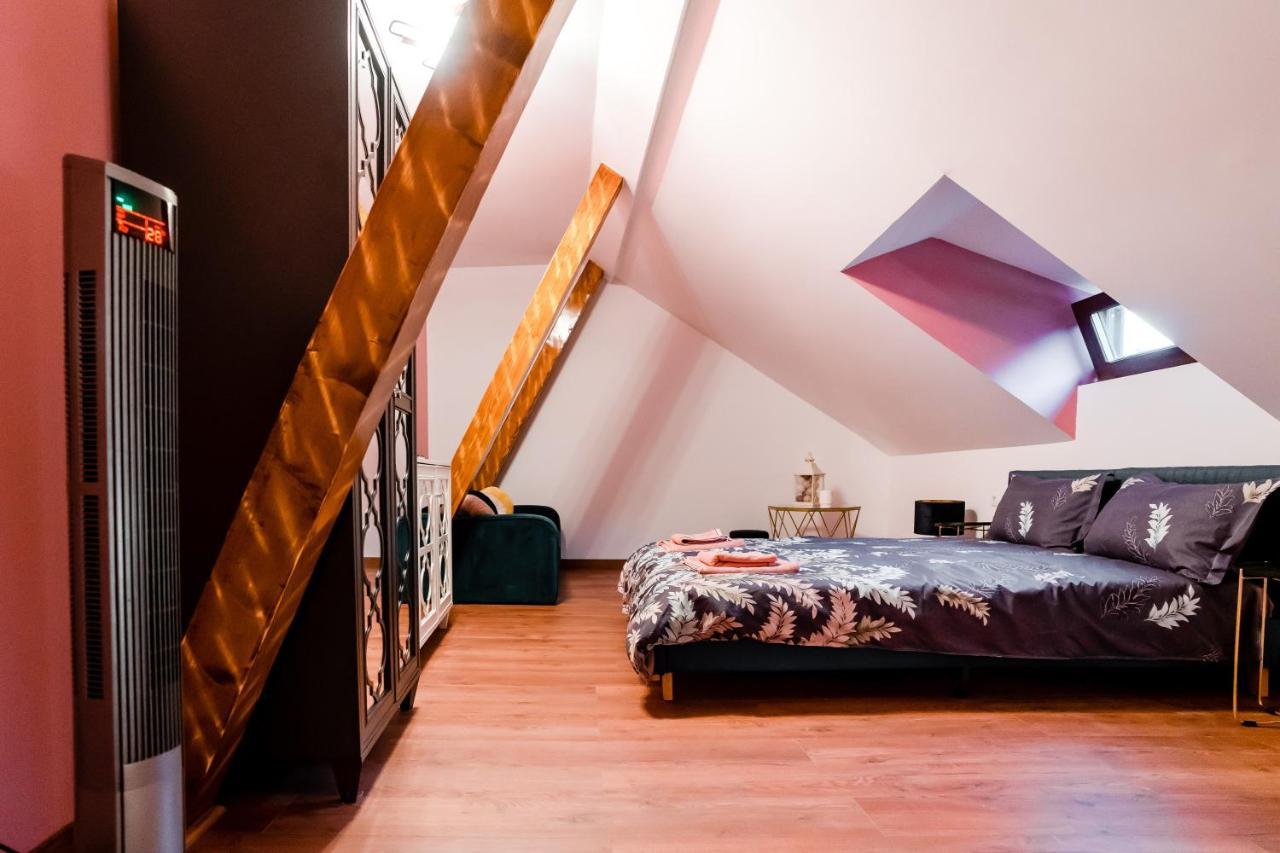 Galeria Grafit Apartments Hermannstadt Exterior foto