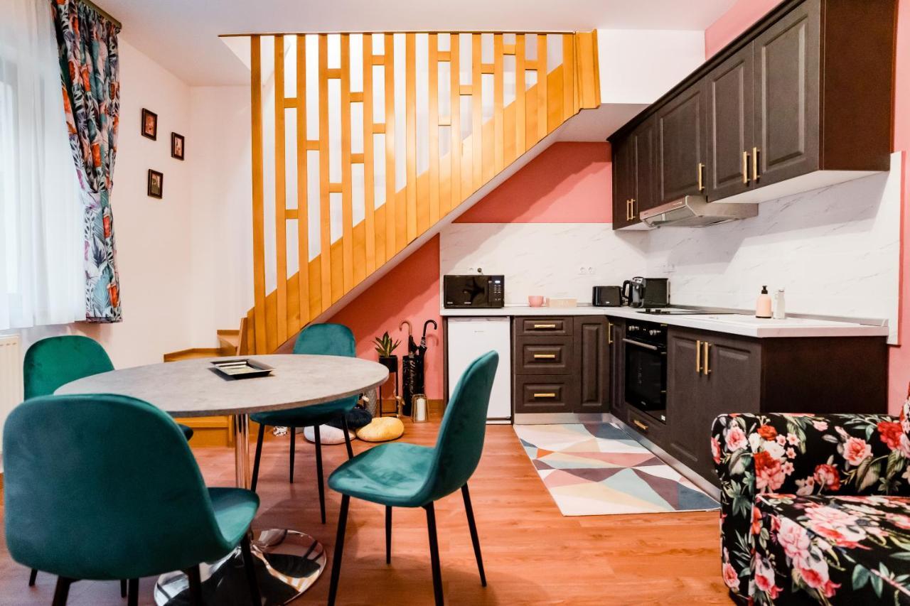 Galeria Grafit Apartments Hermannstadt Exterior foto